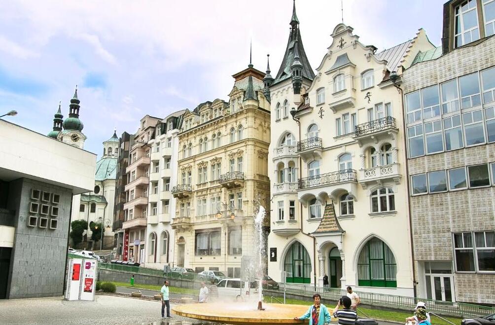 Чехия: 5 главных причин почему не понравился тоскливый санаторий Тоска в городе Карловы Вары